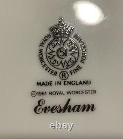 10 Piece Set Evesham / Pear & Damson by Royal Worcester SALAD PLATES 8 3/8