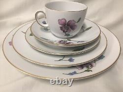 (29) Royal Worcester'Astley' (6) 5-piece Oven to Table PLACE SETTINGS Mint