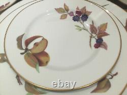 2place settings 10pc ROYAL WORCESTER EVESHAM GOLD FRUIT PATTERN plates cups MINT