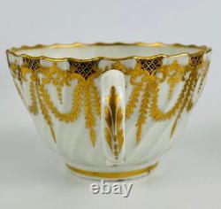 Antique Worcester Tea Cup & Saucer Flight Period c178388Gold Gilt porcelain