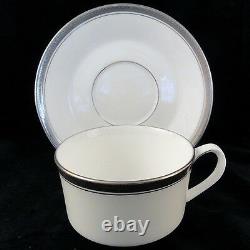BARONESS by Royal Worcester 5 Piece Place Setting NEW NEVER USED made in England