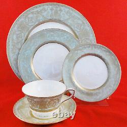 Balmoral Green Royal Worcester 5 Piece Place Setting NEW NEVER USED Made England