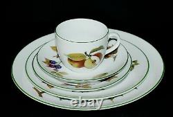 EVESHAM VALE By Royal Worcester 5 Piece Place Setting NEW In Original Box