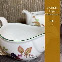Evesham Fine Porcelain Royal Worcester 1961 13 Pc Serving Set