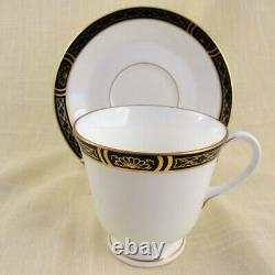 ROYAL WORCESTER MOUNTBATTEN BLACK 5 Piece Place Setting NEW NEVER USED England