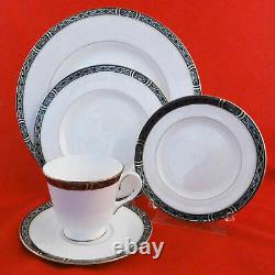 ROYAL WORCESTER MOUNTBATTEN BLUE 5 Piece Place Setting NEW NEVER USED England