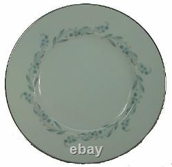 ROYAL WORCESTER china BRIDAL WREATH Z2650 pattern 48-Piece Luncheon Set for 12