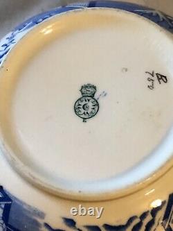 Royal Worcester 5 Piece Blue Willow Tea Set Pot, Sugar, Creamer & 17.5 Platter