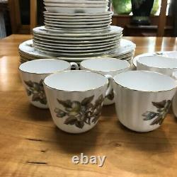 Royal Worcester 5 Piece Place Setting for 8 Dorcheste Fall Pattern