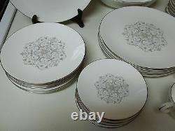 Royal Worcester Bridal Lace 38 Piece Set Dinner Plates Salad Cups Fine Bone