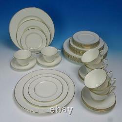 Royal Worcester China Concerto White Embossed Floral 8 Place Settings 40 Pcs