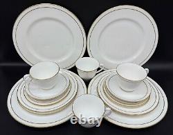 Royal Worcester Contessa 5 Piece Place Settings(4) Bone China England 20 Pcs