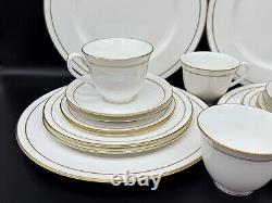 Royal Worcester Contessa 5 Piece Place Settings(4) Bone China England 20 Pcs