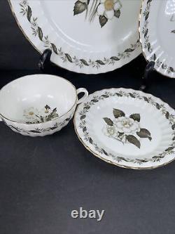 Royal Worcester ENGADINE Fluted Dinner/Salad/Cream Soup/Teacup/ -Service/8-48 Pc