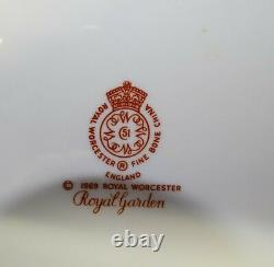 Royal Worcester England Royal Garden Set of 6 Dinner Plates 10 5/8 Bone China