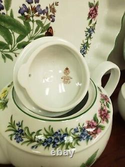 Royal Worcester England Worcester Herbs Fine Porcelain 20 PC. Service SetNEW