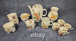 Royal Worcester Evesham Gold 5pc Dinner Service 14, 49 Serving, 110 Total bsmt