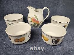 Royal Worcester Evesham Gold 5pc Dinner Service 14, 49 Serving, 110 Total bsmt