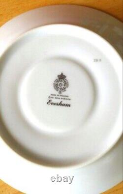 Royal Worcester Evesham Gold Cup saucer Pair Oval Plate Set