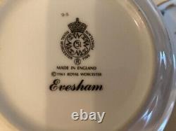 Royal Worcester Evesham Gold England Mint Condition