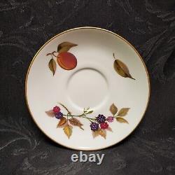 Royal Worcester Evesham Gold Set of 8 Cream Soup Bowls and Saucers