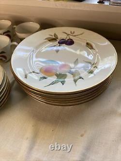 Royal Worcester Evesham Vale Set Of 6 Cups 6 Saucers & 6 Plates Exc. Condition