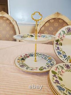 Royal Worcester Fairfield Set of 4 Dinner Salad Plates Tiered Tray