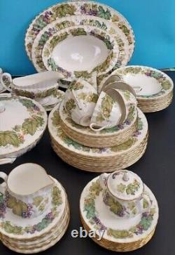 Royal Worcester Fine Bone China, Vine Harvest, 1978, Eng, Table Service For 8