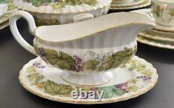 Royal Worcester Fine Bone China, Vine Harvest, 1978, Eng, Table Service For 8