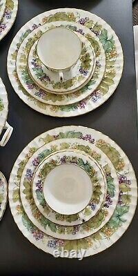 Royal Worcester Fine Bone China, Vine Harvest, 1978, Eng, Table Service For 8