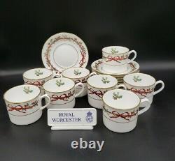 Royal Worcester HOLLY RIBBONS (ENGLAND) 8 Cup & Saucer Sets MINT 2ND