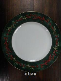 Royal Worcester Holly Ribbons Green 5 Piece Place setting