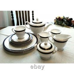 Royal Worcester Howard 15-piece set, cups, plates and pots