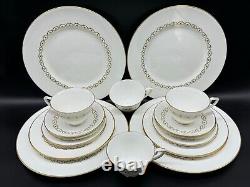 Royal Worcester Lavalliere 5 Piece Place Setting x 4 Bone China 20 Pcs