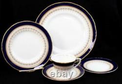 Royal Worcester REGENCY BLUE (WHITE) 5-Piece Place Setting GREAT CONDITION