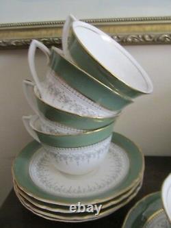 Royal Worcester Regency England Porcelain Set Of 8 Cup And Saucer Green