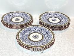 Royal Worcester Royal Lily rare scalloped edges dinner plates, set of 12, FAB