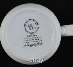 Royal Worcester SKIPPETY TALE 3-Piece Child's Set Plate Bowl & Cup A+ CONDITION