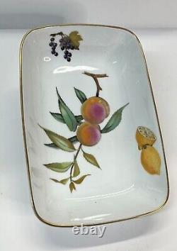 Royal Worcester Set Creamers And Tray Bone China Apple Berry Design&