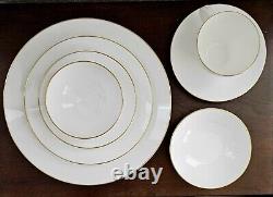 Royal Worcester Snow Z2699-1 Gold Trim 7-Piece Serving Set Vintage