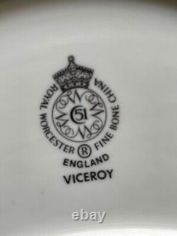 Royal Worcester Viceroy Gold Fine Bone China England Crescent Salad Plate Set 8