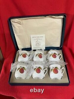 Royal Worcester set of 6 boxed, vintage Evesham lidded pots de creme, perfect