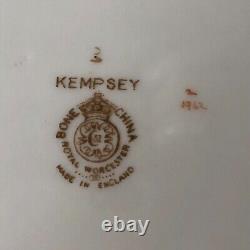Set of 12 Vintage Royal Worcester Kempsey Dinner Plates