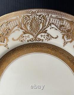 Set of 8 Antique Royal Worcester England Gold Encrusted Dinner Plates