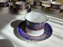 Superb! 12xRoyal Worcester Sandringham Cobalt Blue, White Gold teacups withsaucers