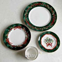 Vintage Royal Worcester Holly Ribbons Gold Rimmed Green Dishes Service for 6