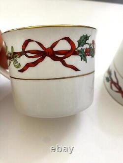 Vtg 1987 Royal Worcester Holly Ribbons Cups Set Of 5