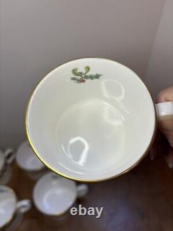 Vtg 1987 Royal Worcester Holly Ribbons Cups Set Of 7 Excellent